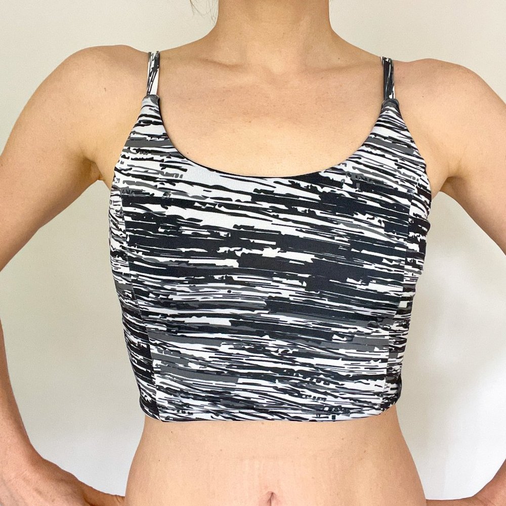 Satva Sustainable Black & White Strappy Scoop Neck Open Back Sports Bra